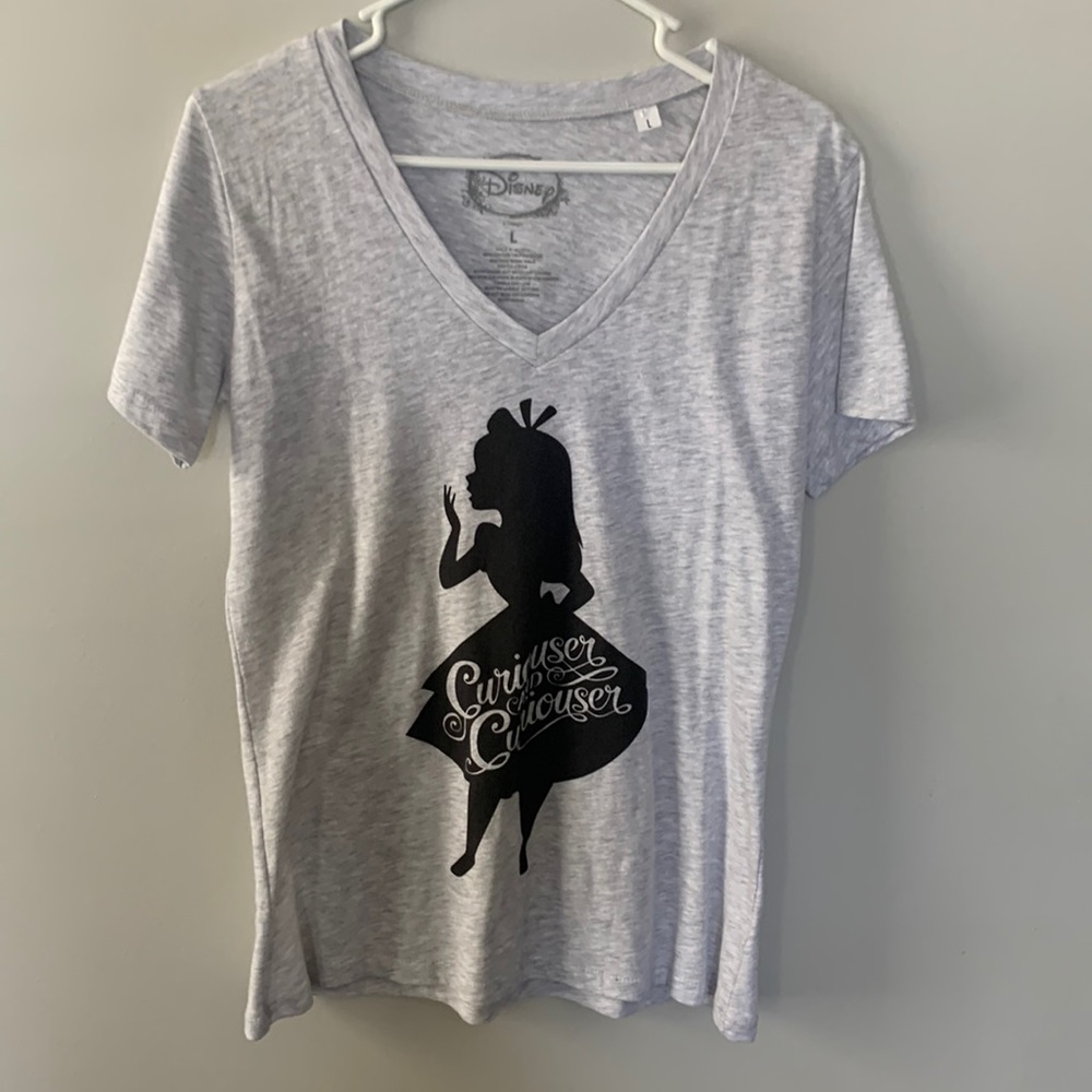 Disney Alice in Wonderland t shirt